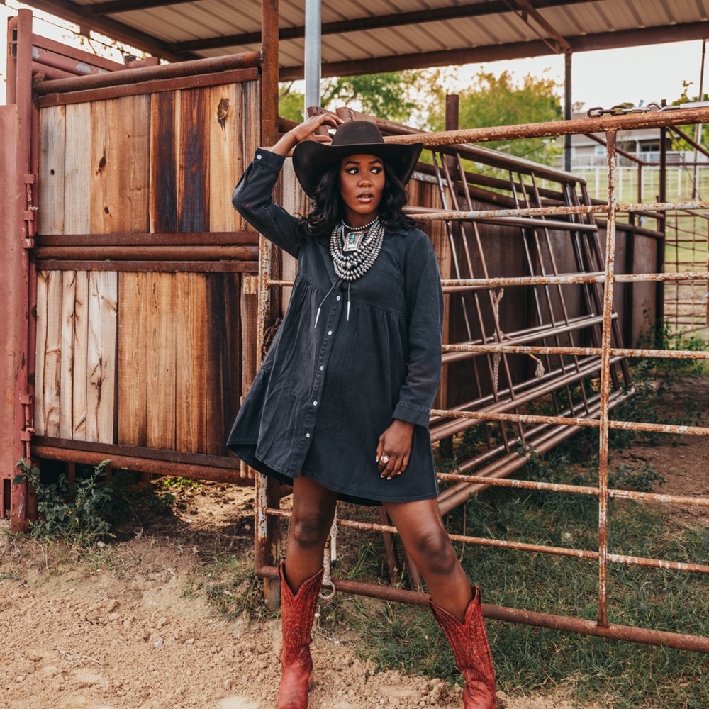 Chic Western Black Denim Dress